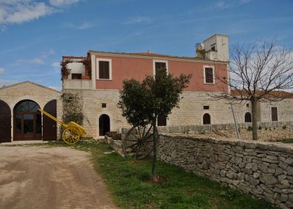 Masseria Pugliese- Antica costruzione fortificata